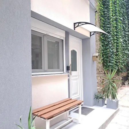 Blue Nest Retreat Apartman